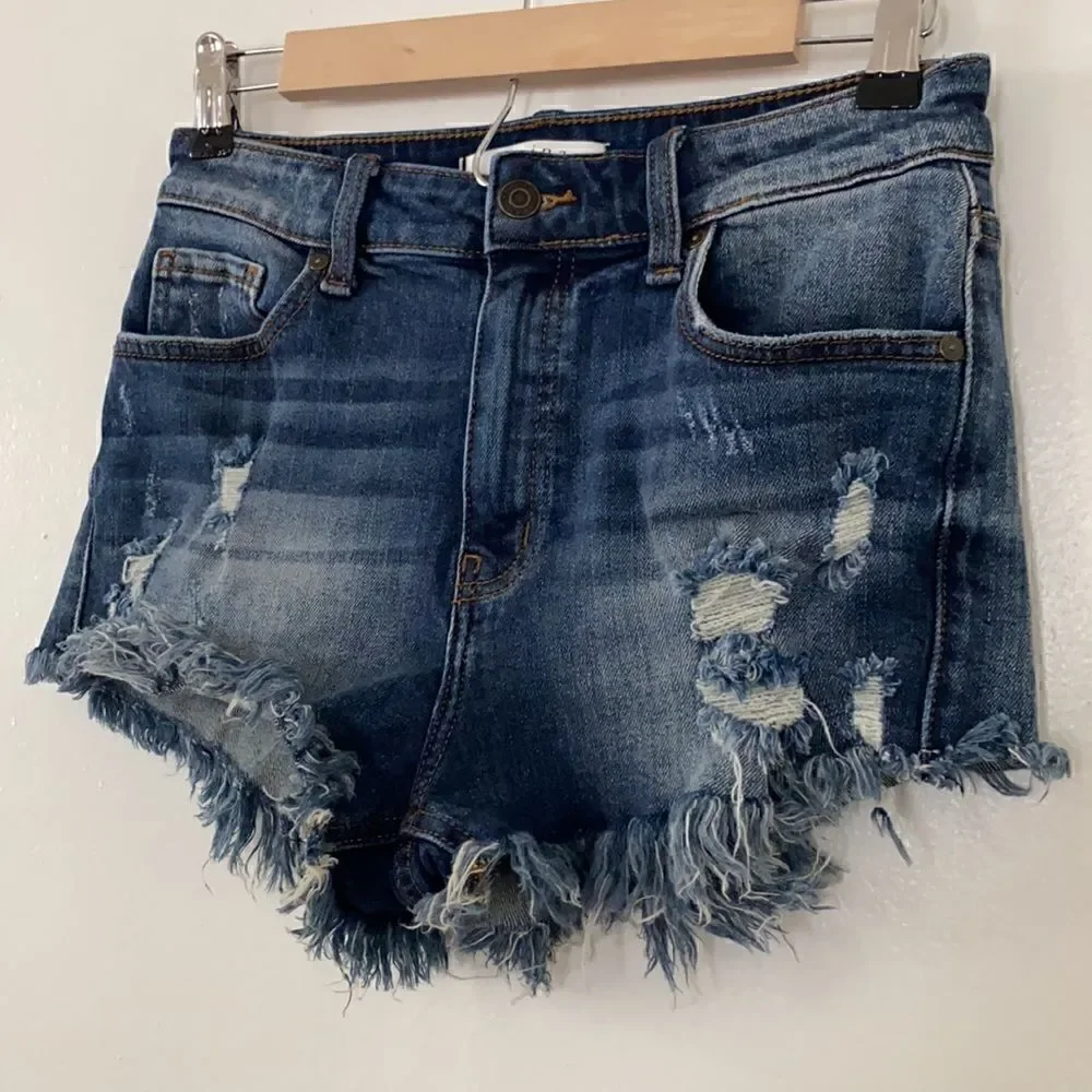 Eunina High waisted shorts